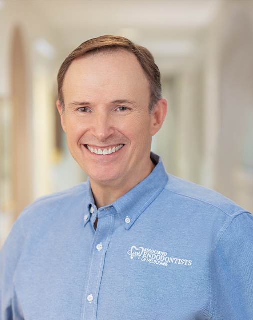 Melbourne endodontist Doctor Paul Scott smiling